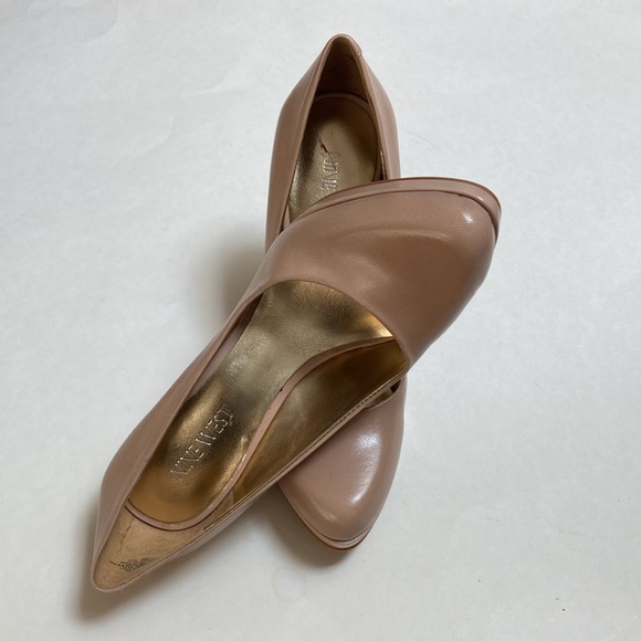 Heels two inches pink cream - Picture 6 of 10